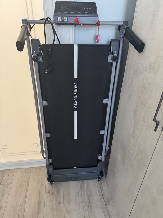 Беговая дорожка новая