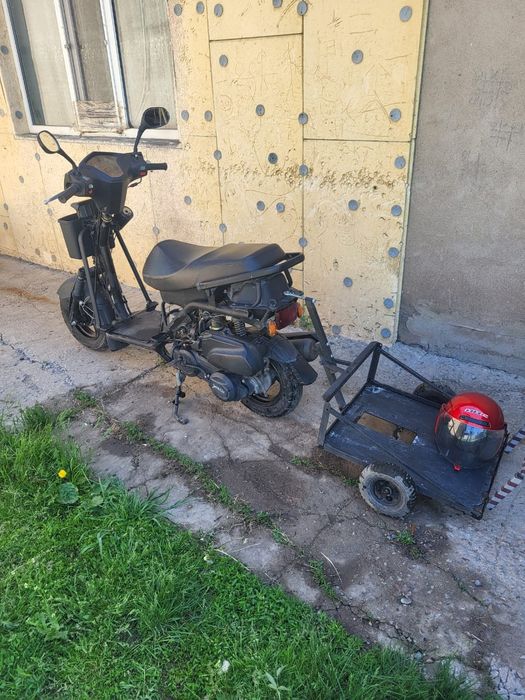 Мопед в хорошем состоянии