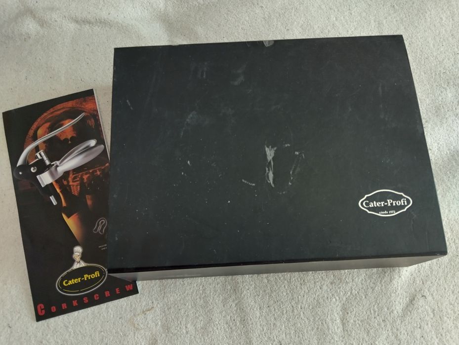 Нов тирбушон за вино

Забележки има само по кутията.