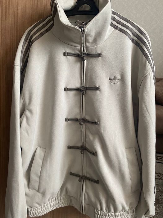 Продается трендовая кофта/куртка