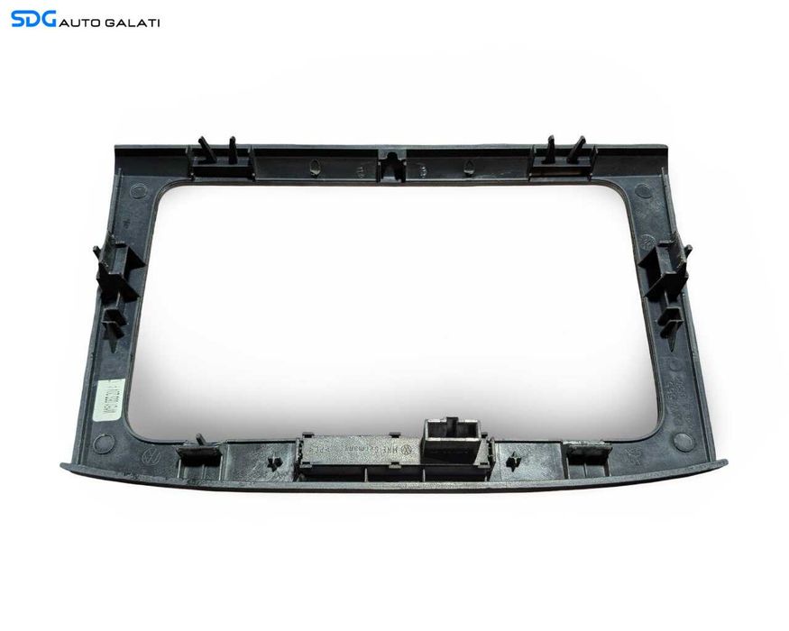 Rama Grila Ornament Trim Navigatie Radio CD Player Volkswagen Passat B6 2005 - 2010 Cod 3C0858069P [LR4796]