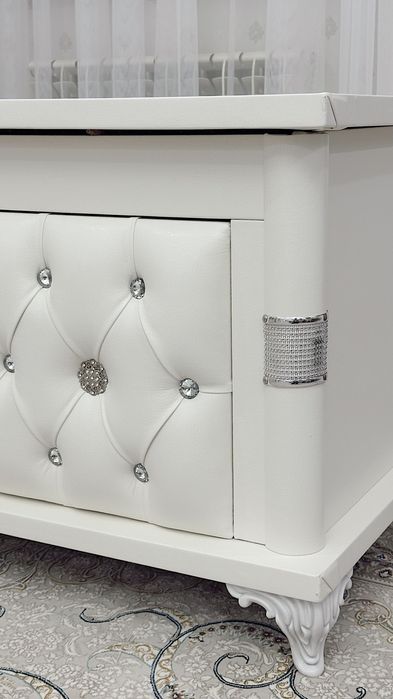 Сундук в отличном состоянии.