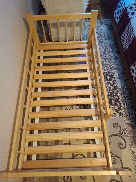 Кровать детская 140*70 см