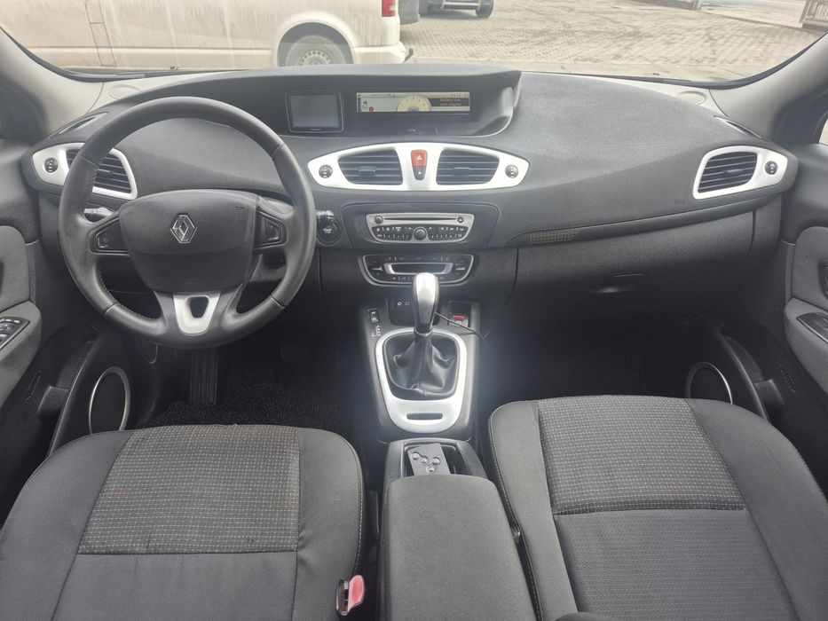 Renault Scenic 2.0 diesel 150 cp Cutie Automata
