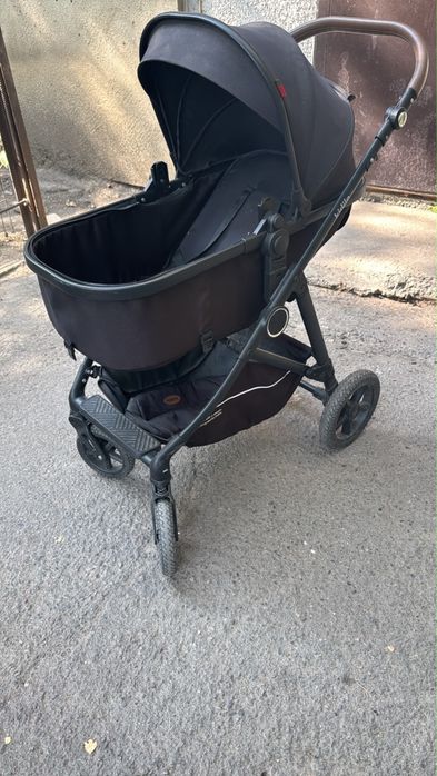 Продам детскую универсальную  коляску kildilo