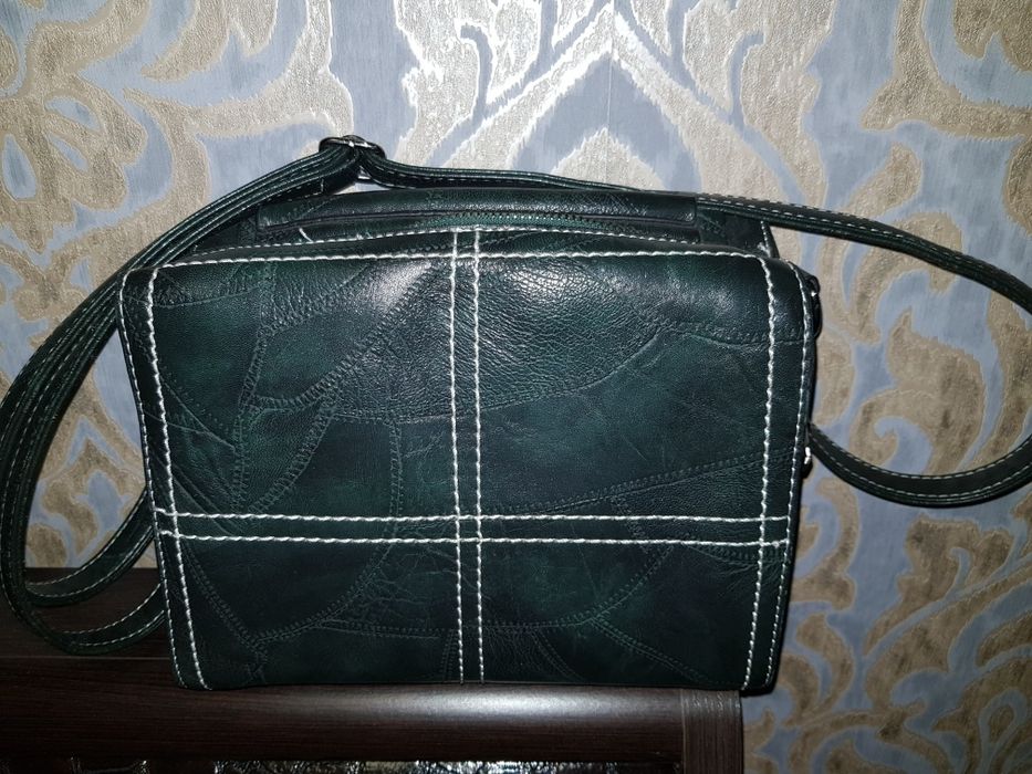Продам женскую сумку