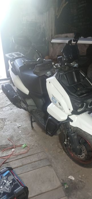 Скутер TANK 150cc