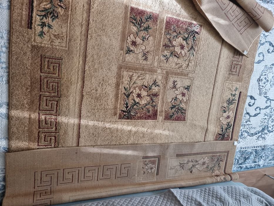 Ковер в хорошем состоянии