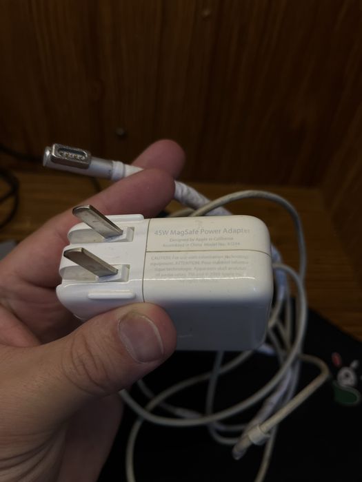 Провода для MacBook