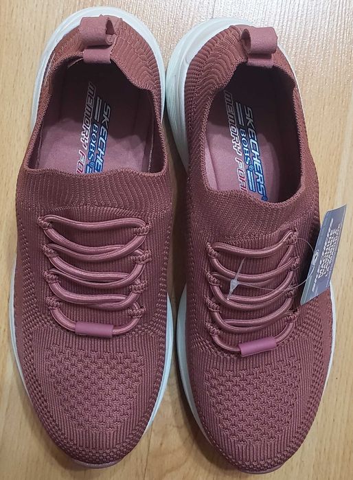 Нови оригинални маратонки SKECHERS за момиче