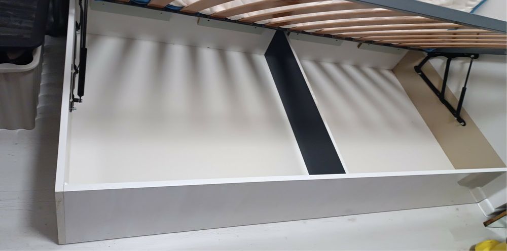 Единично легло 100/200