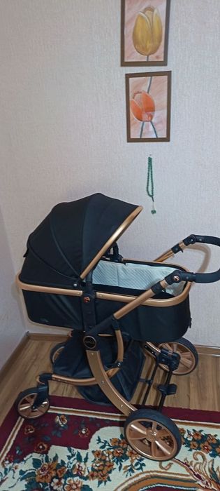 Коляска AIMILE состояние идеальное.