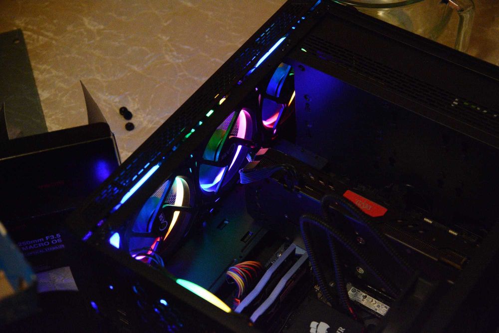 Комплект : ASUS ROG Strix Z370-E Gaming + intel i7 8700k