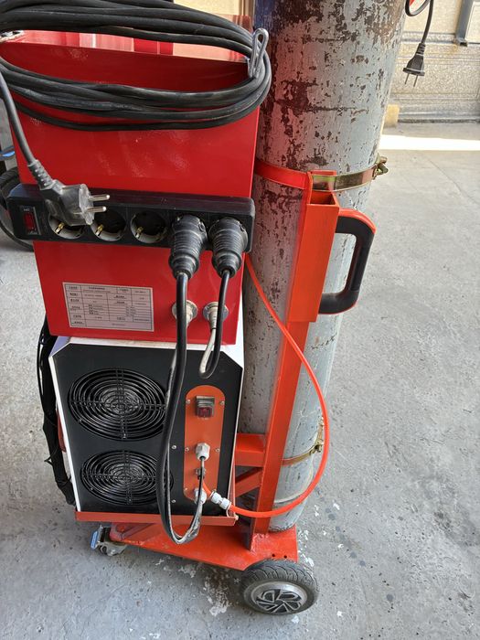 Продаеться сварочный аппарат Laser 1500W