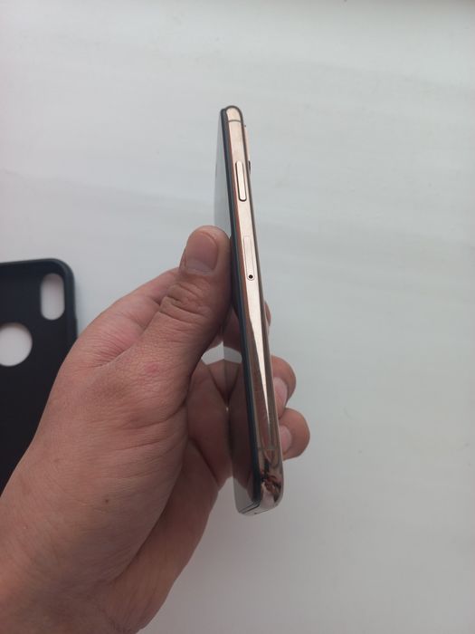 ПРОДАМ Айфон XS 64gb