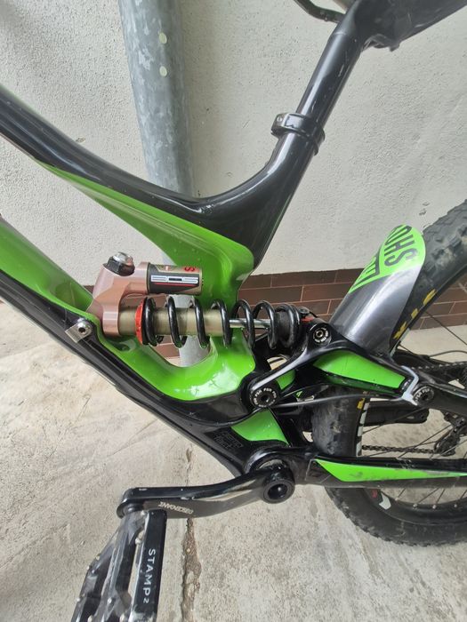 specialized demo 8