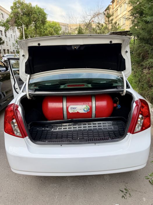 Аренда с выкупом Lachetti 2010 avtomat