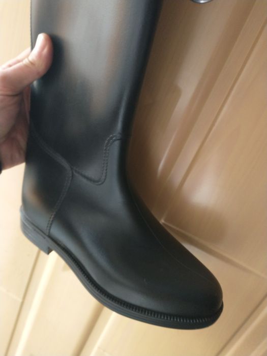 Cizme damā de la Decathlon 37.