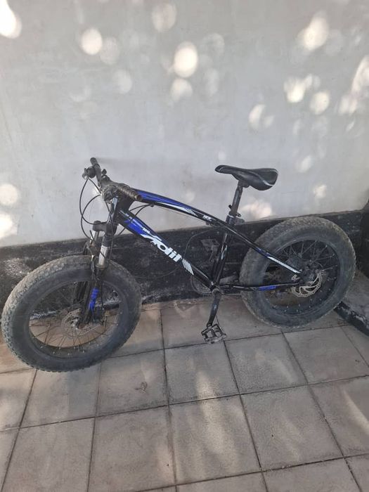 Велосипед сатылады бахасы келсимли