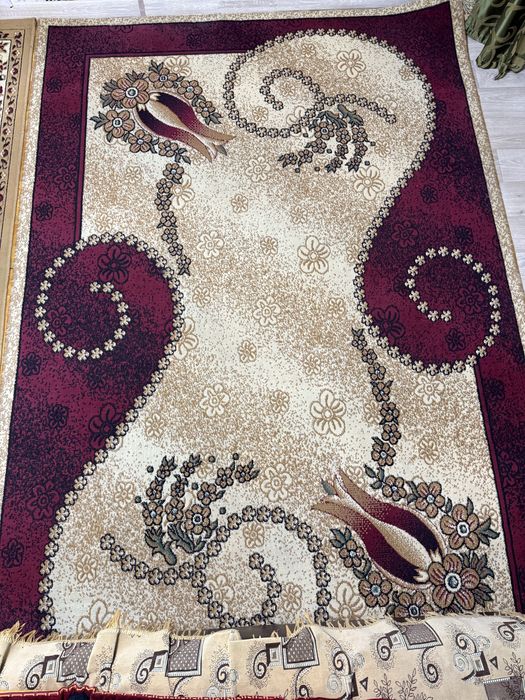 Ковёр, в отличном состоянии