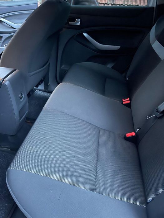 Ford Kuga I (2010) • 2.0 TDCi (140 CP) • 4x4 Automat (AWD) 4900€ - usor negociabil
