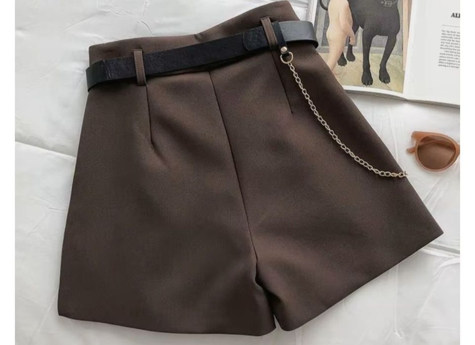 Продам женские шорты