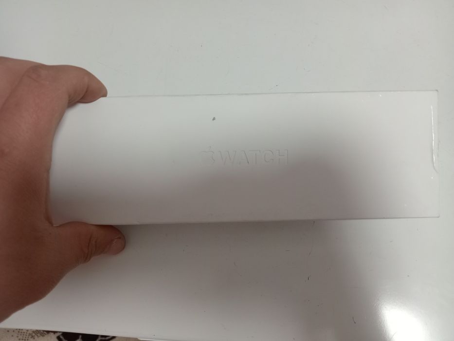 Наушники и часы новые