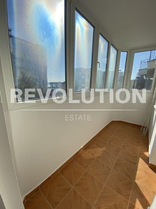 Дава се под наем Тристаен апартамент в Варна, Бриз - 90 кв.м за 750 € - Снимка #7