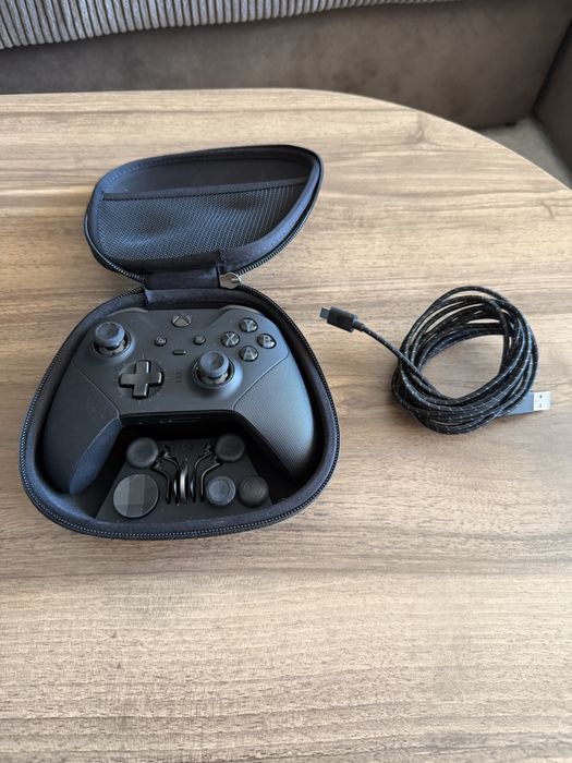 Xbox series X 1 tb + контролер Xbox Elite Wireless Controller, Series 2