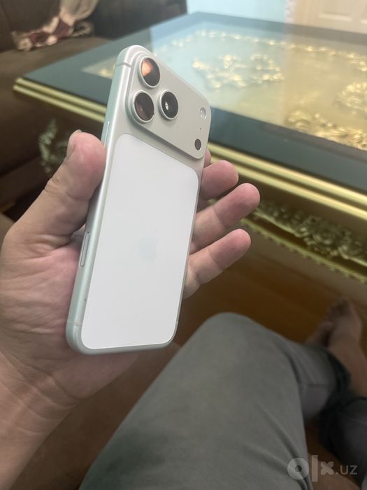 Phone 17 pro max silver 256 gb 36 sikl iculod