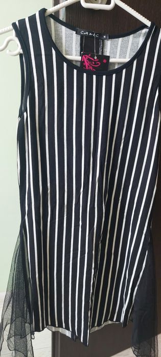 Туника в черно и бяло с тюл