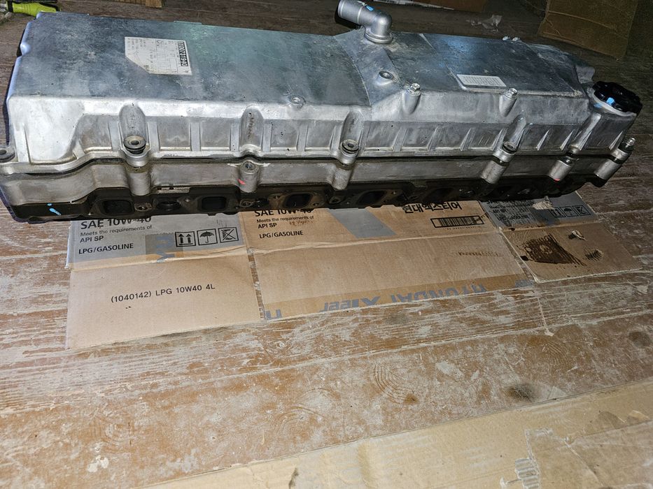 ГБЦ 6HK1 мотор Isuzu,Hitachi