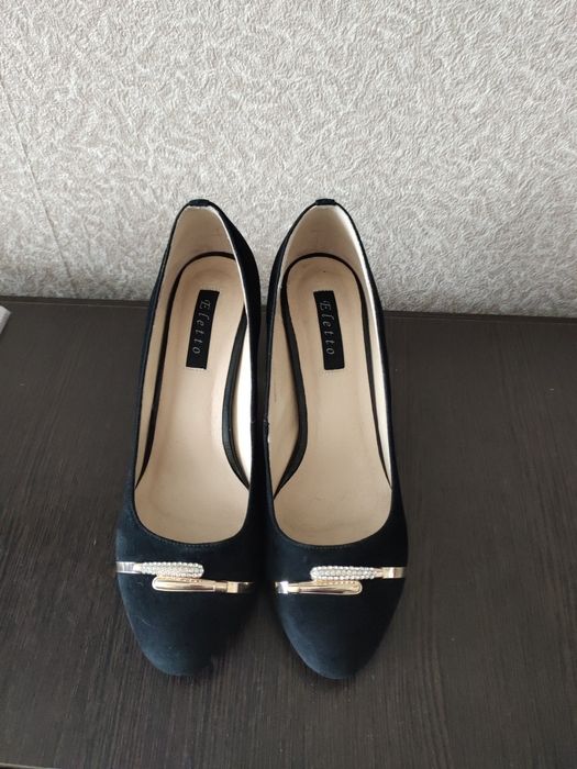 Продам туфли женские