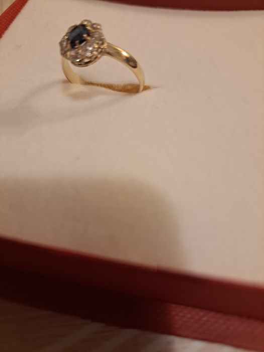 Inel aur cu safir si diamante
