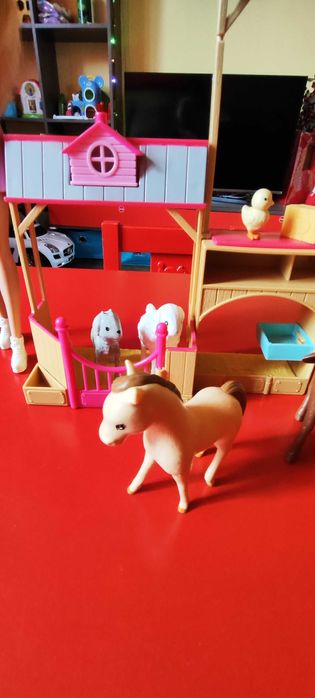 Барби с  ветеринарен център