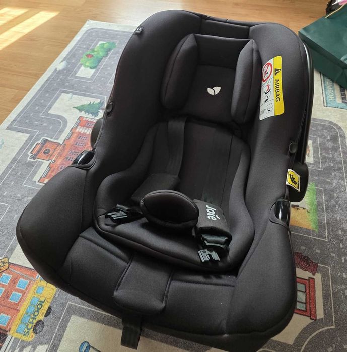 Joie Scoica auto i-Snug 2, utilizata timp de aprox. 6 luni, in stare foarte buna; perfecta pentru bebe pornit la drum