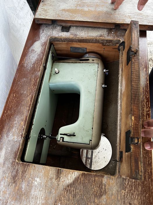 Mașină de cusut Ileana