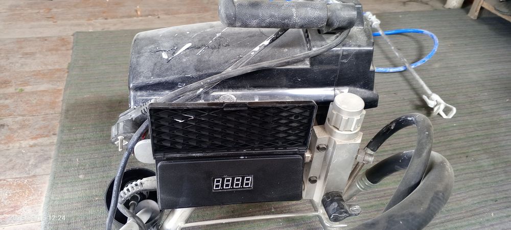 Краска емулсия сепадигон аппарат сотилади