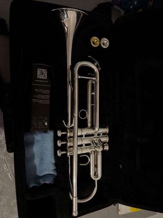 Trompetă Yamaha YTR 4335