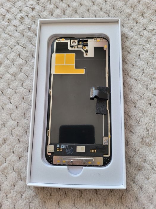 Display (diagnostic) și carcasă Iphone 14 Pro, noi