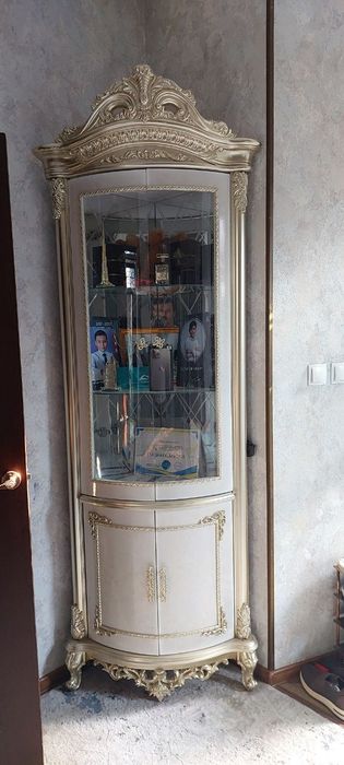Пенал сотилади холати яхши