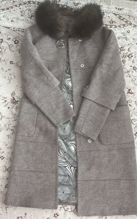Пальто кашемир размер 36 б/у