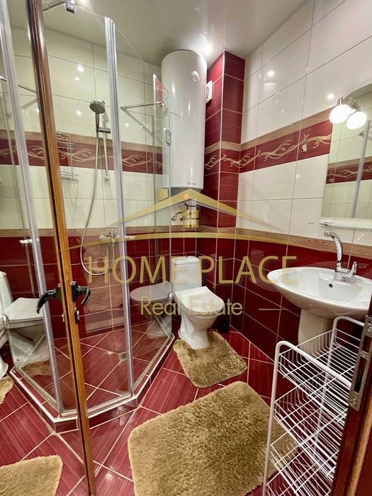 Дава се под наем Тристаен апартамент в Варна, Център - 87 кв.м за 714 € - Снимка #12