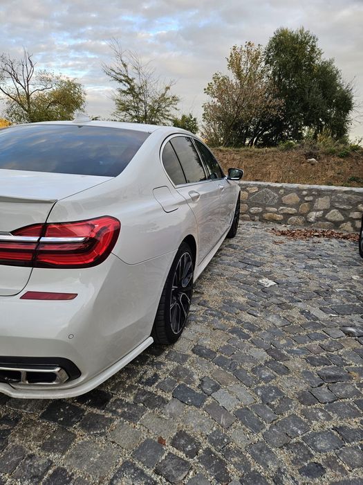 BMW Seria 7 2016 — imagine 3