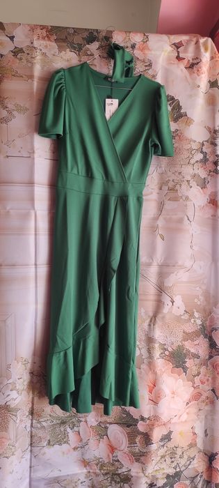 Rochie elegantă midi