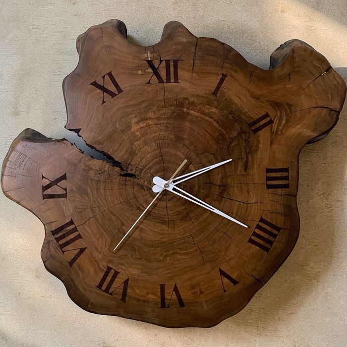 Часовници, които карат минутите да носят усмивки.