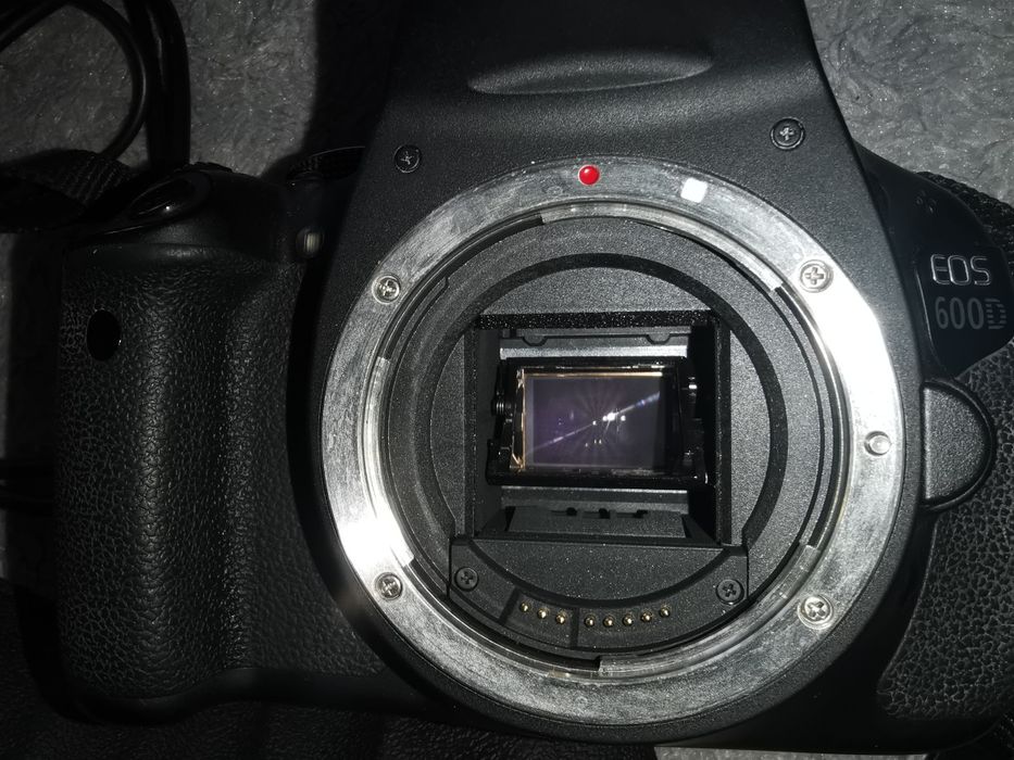 Продам canon 600d