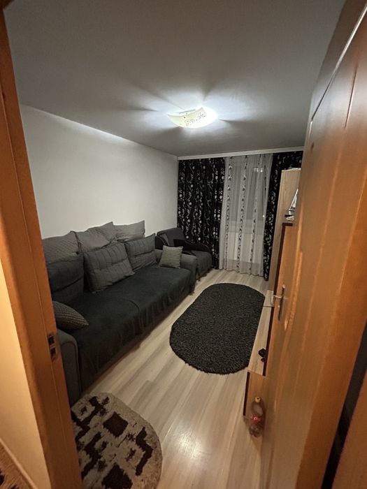 Vând Garsonieră Războieni in fața Pieței