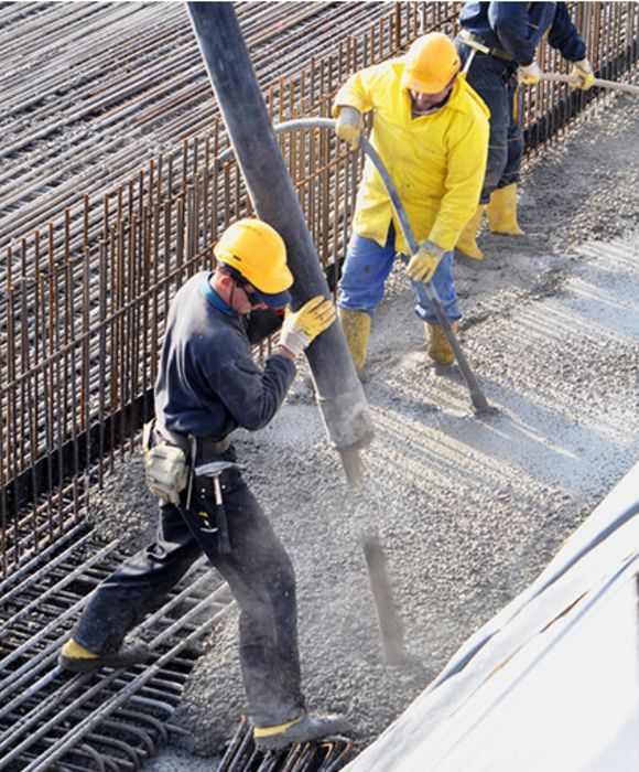 Выполняем бетонные работы.