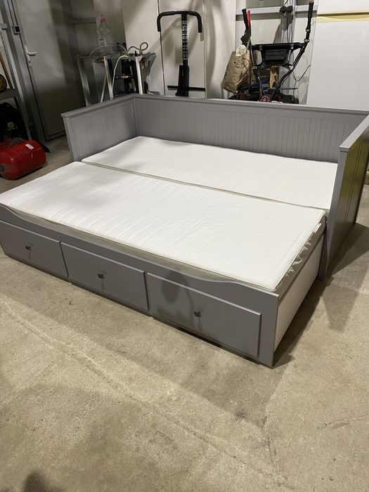 Divan ikea  cu 3sertare